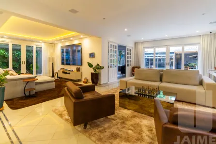 Casa com 4 Quartos para alugar, 435m² no Alto de Pinheiros, São Paulo
