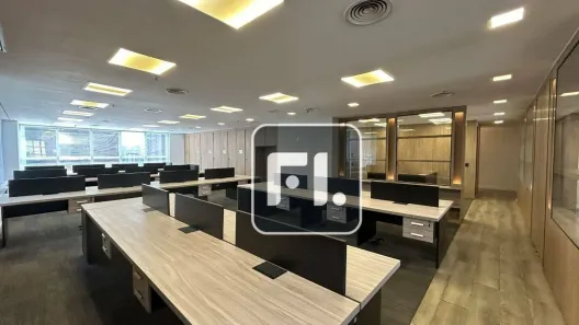Sala Comercial à venda, 220m² no Cidade Monções, São Paulo