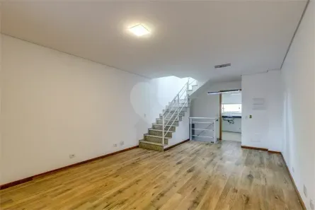 Sobrado com 3 Quartos à venda, 134m² no Vila Romano, São Paulo