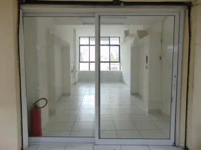 Ponto Comercial para alugar, 28m² no Copacabana, Rio de Janeiro