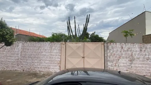 Lote/Terreno à venda, 300m² no Jardim Floridiana (Vila Xavier), Araraquara