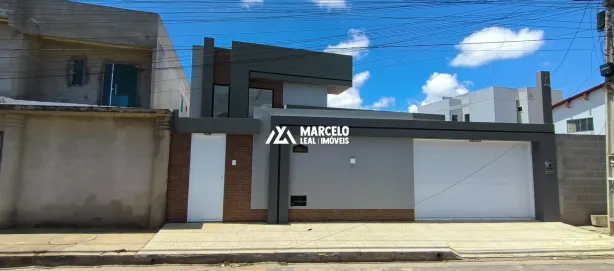 Casa com 3 Quartos à venda, 140m² no Felícia, Vitória da Conquista