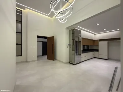 Casa com 3 Quartos para alugar, 146m² no , Guanambi