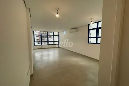 Sala Comercial à venda, 32m² no Cerqueira César, São Paulo