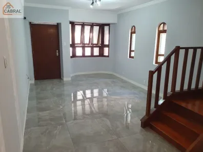 Sobrado com 3 Quartos para alugar, 200m² no Santana, São Paulo
