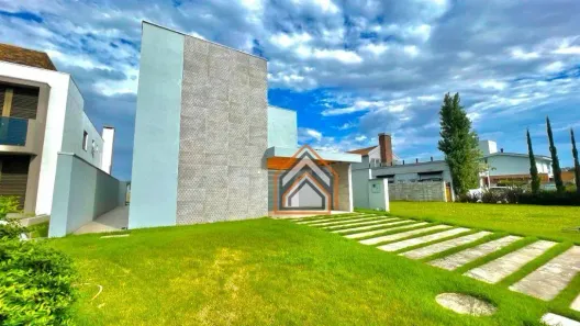 Casa de Condomínio com 5 Quartos à venda, 385m² no Hípica, Porto Alegre