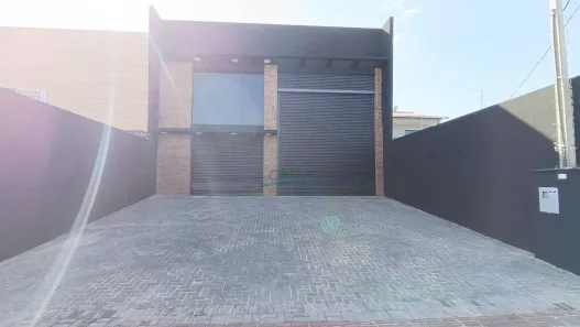 Galpão/Depósito/Armazém para alugar, 600m² no Antares, Londrina