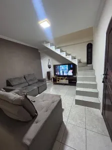 Sobrado com 4 Quartos à venda, 180m² no Jardim Cruzeiro do Sul, Mauá