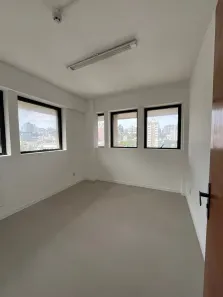 Sala Comercial para alugar, 30m² no Auxiliadora, Porto Alegre
