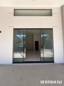 Ponto Comercial para alugar, 35m² no Mirante de Serra, Resende