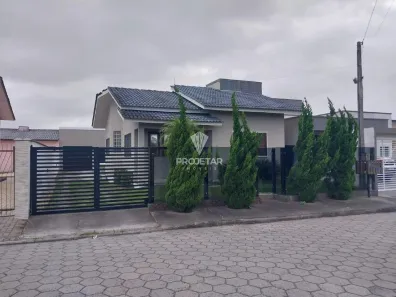 Casa com 2 Quartos à venda, 148m² no Centro, Araranguá