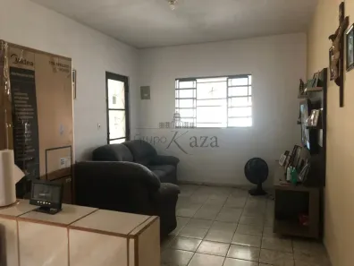 Sobrado com 3 Quartos à venda, 177m² no Jardim Torrão de Ouro, São José dos Campos