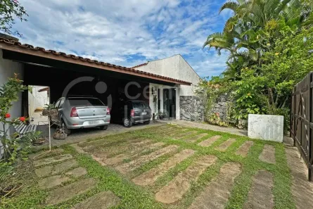 Casa com 4 Quartos à venda, 211m² no Balneario Flórida, Peruíbe
