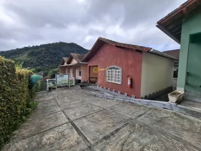 Casa com 10 Quartos à venda, 600m² no Jardim Meudon, Teresópolis
