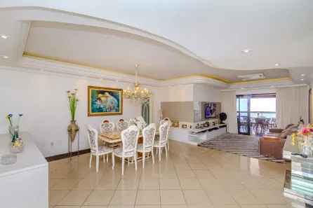 Apartamento com 3 Quartos à venda, 194m² no Centro, Balneário Camboriú