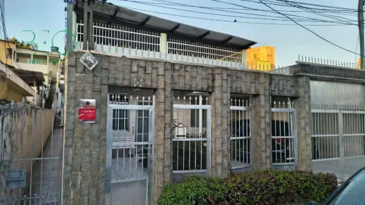 Sobrado com 5 Quartos à venda, 420m² no Parque Peruche, São Paulo