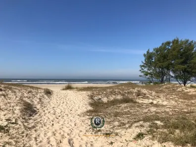 Lote/Terreno à venda, 300m² no Praia Real, Torres