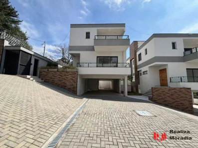 Casa de Condomínio com 3 Quartos para alugar, 326m² no Chácara do Refúgio, Carapicuíba
