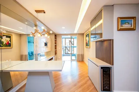 Apartamento com 3 Quartos para alugar, 92m² no Centro, Curitiba