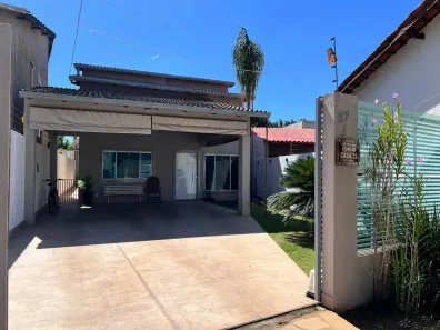Casa de Condomínio com 4 Quartos à venda, 280m² no Setor Habitacional Vicente Pires, Brasília
