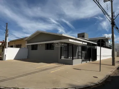 Imóvel Comercial para alugar, 250m² no Taquaral, Campinas