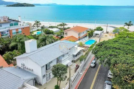 Imóvel Comercial com 10 Quartos à venda, 400m² no Canasvieiras, Florianópolis