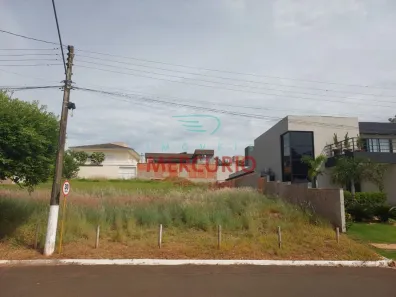 Lote/Terreno à venda, 600m² no Portal de Piratininga, Piratininga