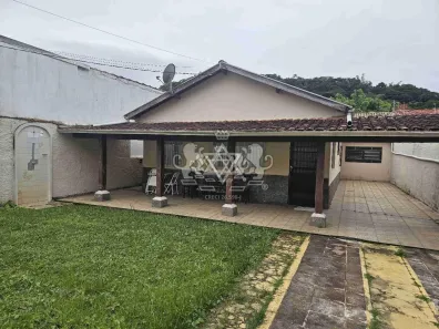 Casa com 3 Quartos à venda, 129m² no Loteamento Balneário Camburi, Caraguatatuba