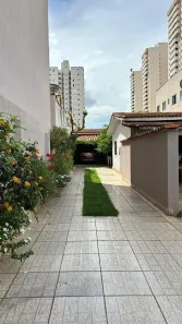 Casa com 5 Quartos à venda, 241m² no Setor Negrão de Lima, Goiânia