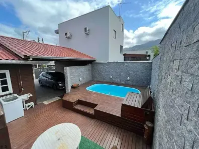 Casa com 4 Quartos à venda, 120m² no Enseada do Brito (Ens Brito), Palhoça