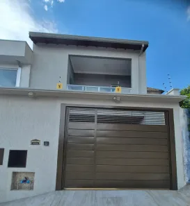 Casa com 3 Quartos à venda, 133m² no Cidade Vergani, Pouso Alegre