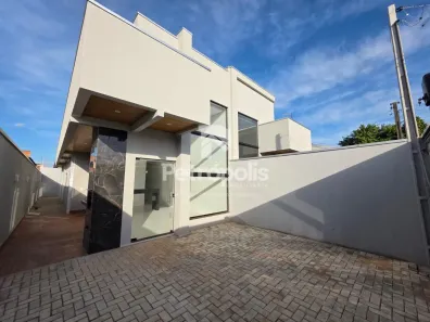 Casa com 3 Quartos à venda, 76m² no Plano Diretor Sul, Palmas