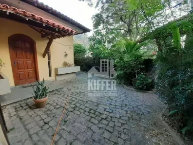 Casa com 3 Quartos à venda, 220m² no São Francisco, Niterói