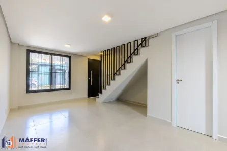 Casa de Condomínio com 3 Quartos à venda, 94m² no Medianeira, Porto Alegre