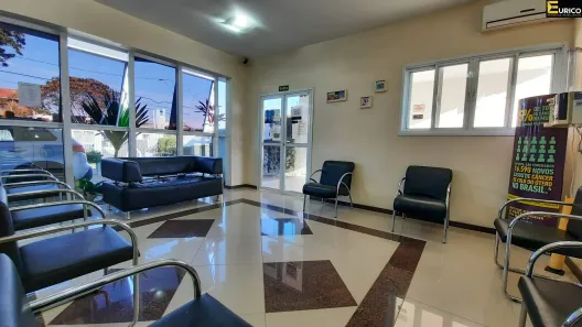 Imóvel Comercial com 3 Quartos à venda, 280m² no Vila Embaré, Valinhos