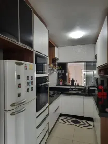 Casa com 3 Quartos à venda, 100m² no Parque Universitário, Americana