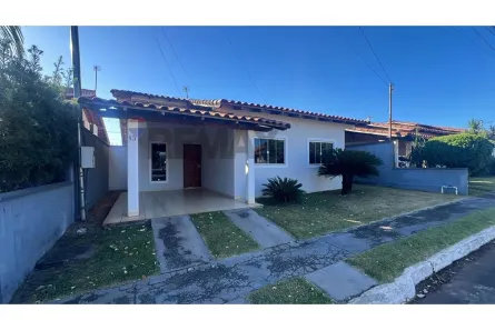 Casa com 3 Quartos para alugar, 115m² no Aripuana, Redenção