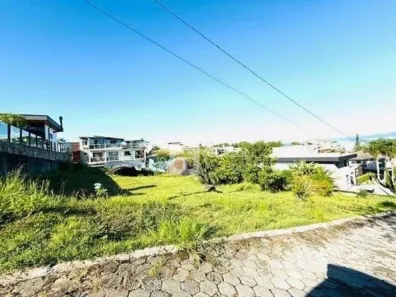 Lote/Terreno à venda, 1845m² no Cacupé, Florianópolis