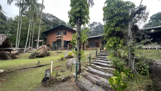Fazenda/Sítio com 5 Quartos à venda, 489m² no Chácaras Alpina, Valinhos