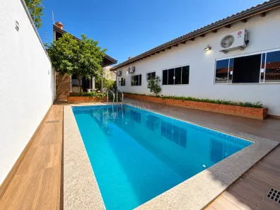 Casa com 3 Quartos à venda, 268m² no Jardim Estoril III, Bauru