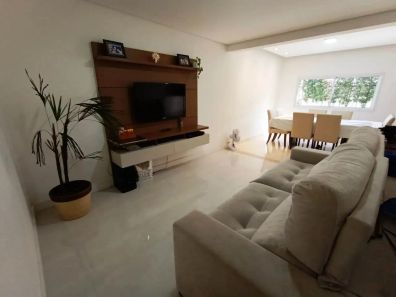 Casa com 3 Quartos à venda, 180m² no Granja Viana, Cotia