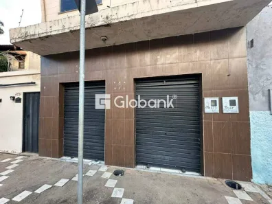 Ponto Comercial para alugar, 25m² no Morrinhos, Montes Claros