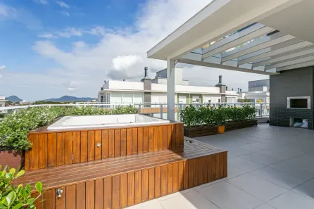 Cobertura com 3 Quartos para alugar, 170m² no Campeche, Florianópolis