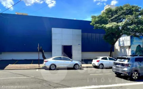 Ponto Comercial para alugar, 750m² no Centro, Uberlândia