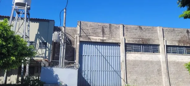 Galpão/Depósito/Armazém para alugar, 700m² no Parque Recreio, Contagem