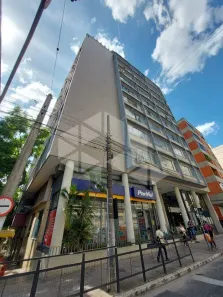 Apartamento com 3 Quartos para alugar, 100m² no Independência, Porto Alegre