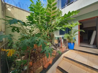 Casa com 3 Quartos à venda, 210m² no Jardim Riacho das Pedras, Contagem