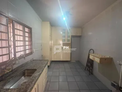 Casa com 3 Quartos para alugar, 250m² no Centro, Mogi Mirim