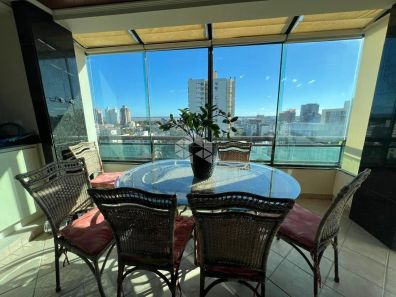 Apartamento com 3 Quartos à venda, 110m² no Menino Deus, Porto Alegre