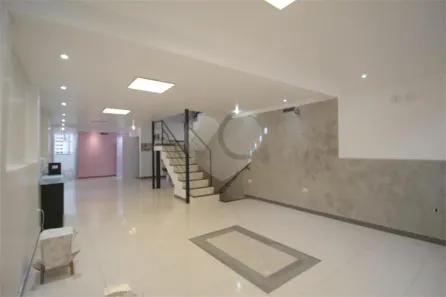 Casa com 3 Quartos à venda, 2750m² no Vila Jardini, Sorocaba